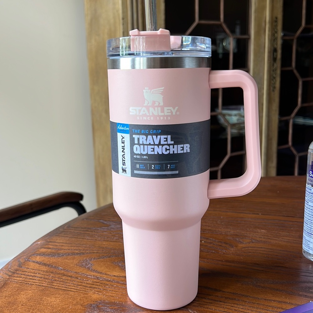 Stanley 40 oz Quencher - Nectar